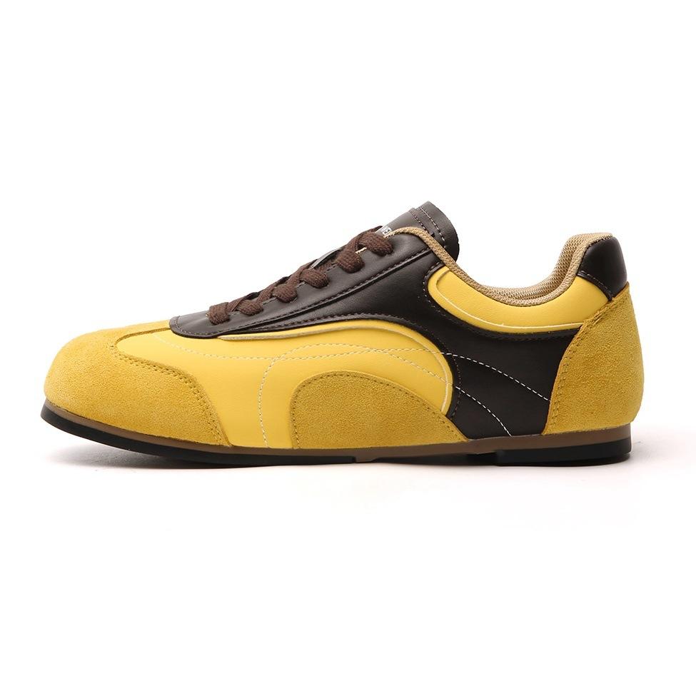 Zhao Ruth has the same retro contrasting color flat-soled German training shoes, Jersey style sports and leisure Forrest Gump board shoes 2025 ne