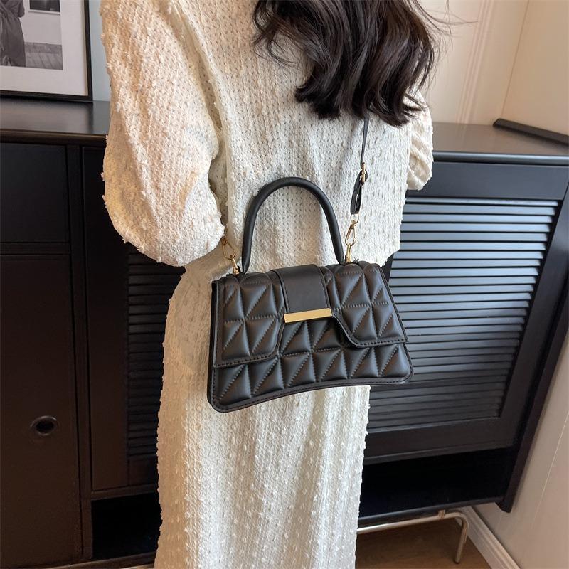 Niche Simple Shoulder Bag Casual Commuter Messenger Bag Summer New Fashion Handbag Trendy Small Square Bag