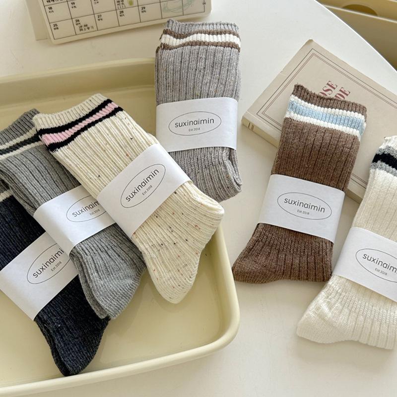 1 pora naujų kojinių moterims rudeniui ir žiemai, medvilninės, megztos, elastingos, ilgos kojinės, japoniška mada, dryžuotos, Harajuku, retro, gatvės stiliaus, įgulos kojinės