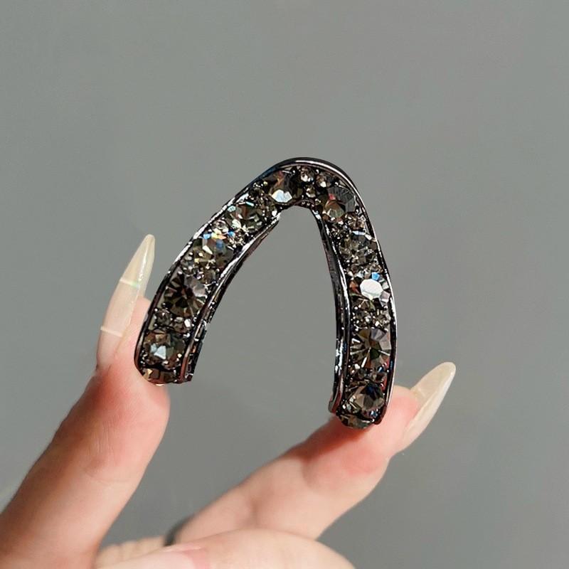 1PCS Elegant V-shaped Clip High Ponytail Fixed Artifact Shark Clip Ball Head Hollow Design Hairpin Female Hairpin Female