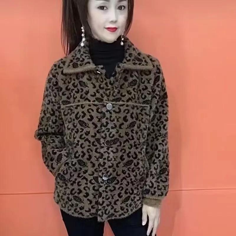 Women's Loose-Fit Fleece-Lined Thickened Short Coat for Fall/Winter Plus Size Imitation Mink Wool Coat