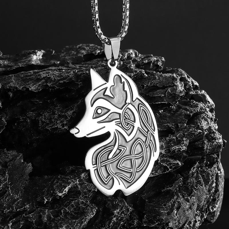 Exquisite Stainless Steel Personalized Celtic Wolf Head Pendant Necklace Men's Simple Jewelry Accessories