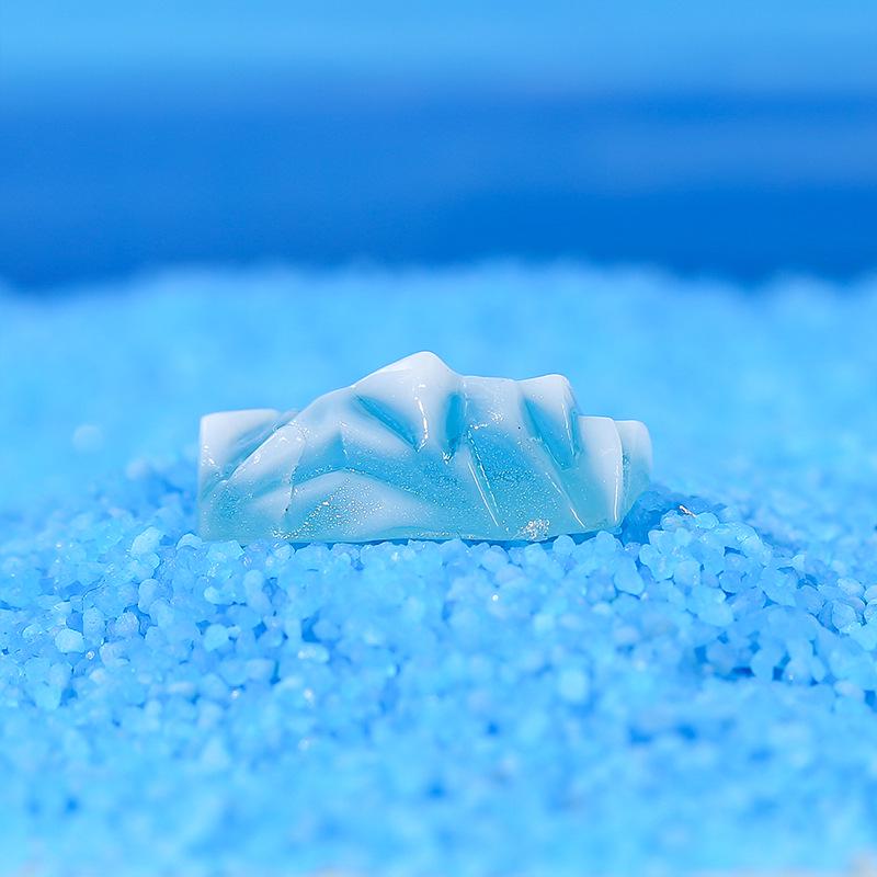 Penguin Series Ice Hockey Micro-landscape Resin Ornaments for Fish Tanks