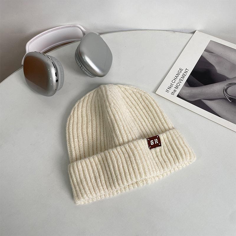 Simple Outdoor Labeling Knitted Hat for Men Autumn and Winter Warm Ear Protection Pullover Hat Versatile Cycling Wool Hat for Women