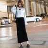 Retro podzimní/zimní černá sametová midi sukně s vysokým pasem a rozparkem - Slim Bodycon střih