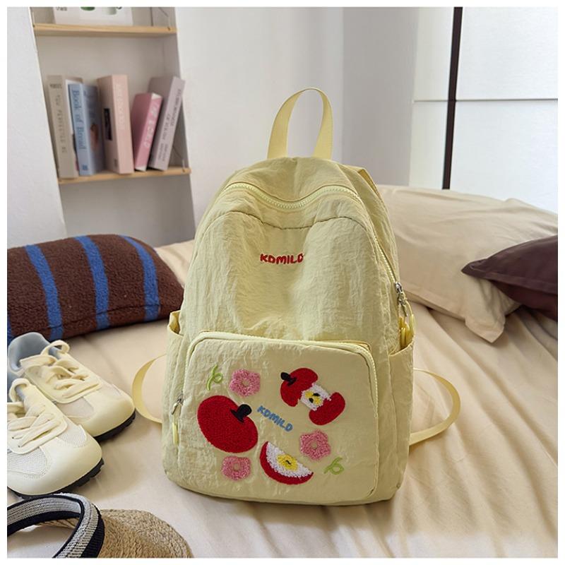 Japanese ins new high-value, fresh, sweet and cute apple backpack, lightweight spring outing backpack for junior high school students