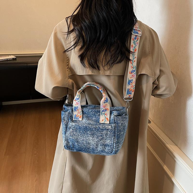 Fashionable sweet texture denim crossbody bag women's new ribbon trendy casual durable commuter shoulder bag