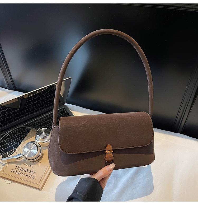 High-end retro underarm bag women's 2025 new commuter handbag fashionable commuter shoulder bag