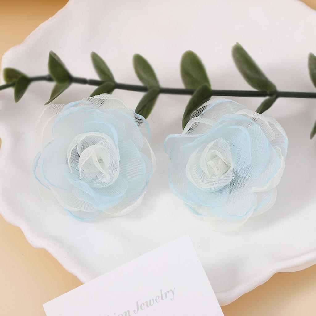 Korean version of the new Mori handmade chiffon burnt edge three-dimensional camellia earrings, sweet princess fashion style versatile earrings