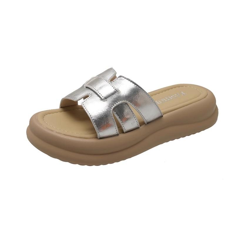 Woven thick-soled one-word slippers for women's summer wear new fashionable and versatile skirts, beach cool slippers
