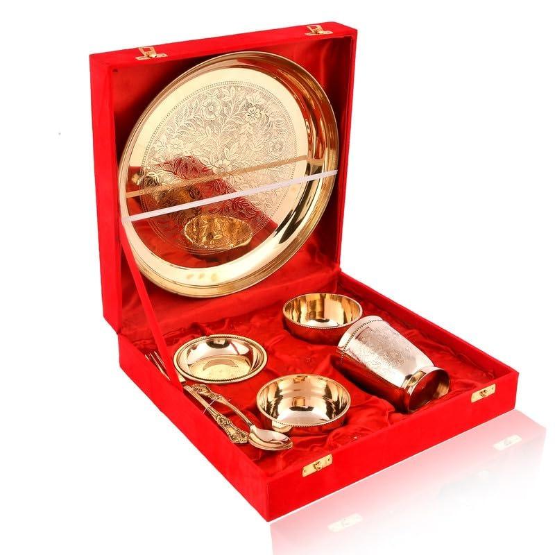

Pure Brass Dinner Set , 7 Pieces Set - 1 Plate, 1 Glass, 1 Spoon, 1 Fork, 1 Small Plate & 2 Bowls with Red Velvet Box | Wedding Gifts M золотистый