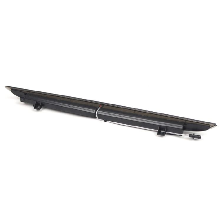 High Penetration LED Rear Brake Light For Enhanced Visibility Vehicle Ensuring Better Road Safety 7L6945097B 7L6945097C