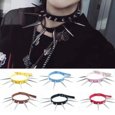 Lang Spike Choker Punk imitert skinn krage Cool Big Rivets Halskjede tilbehør