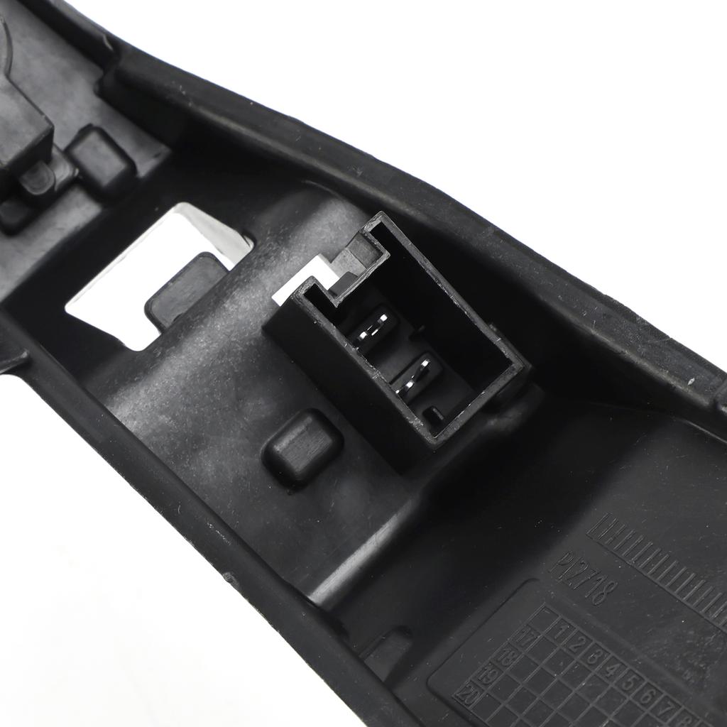 Left+Right Rear Light Bulb Holder 8U0945222/8U0945221 For Q3 2012-2018