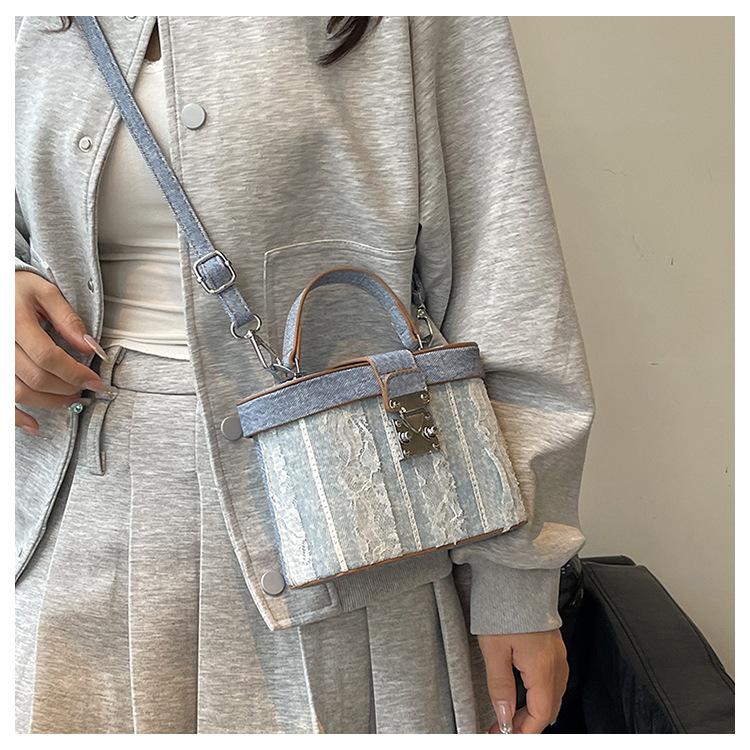 Niche bag women's new summer versatile fashion messenger bag portable box bucket bag