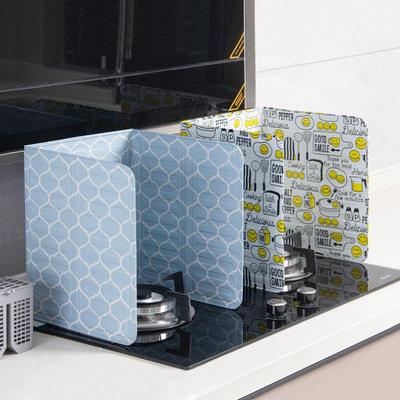 Paraschizzi da Cucina Pieghevole: Paraspruzzi Resistente al Calore, Antischizzo, Impermeabile in Foglio di Alluminio per Fornello e Piano di Lavoro