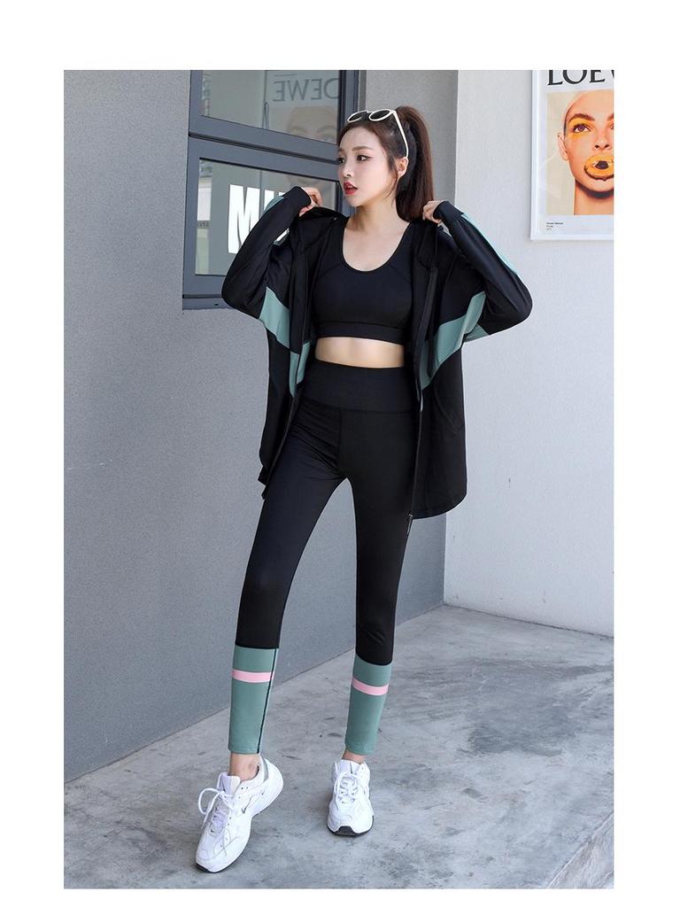 Women's Plus Size Loose Zipper Hoodie Three-Piece Sports Suit with Tapered Pants - Hip Covering, Slimming Yoga Wear