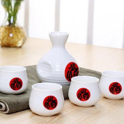 Japanese Style Sake Set Creative Ceramic Wine Set One Pot Four Cups Soju Bottle Cup for Restaurant Household Bar Accessories New