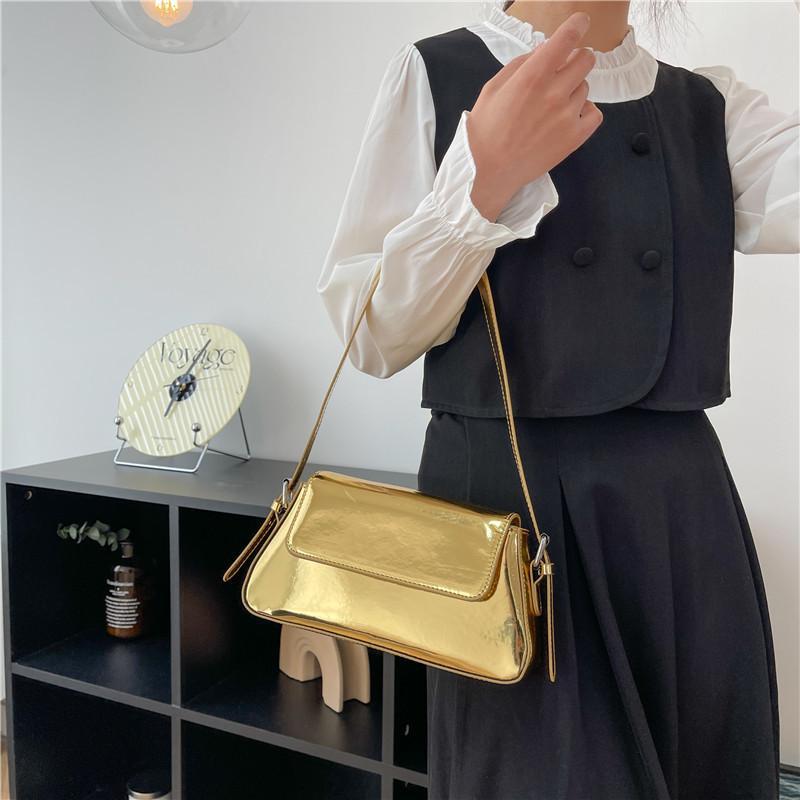 This Year, Glossy Small Bags Are Popular for Women's Versatile 2025 New High-end Textured Messenger Small Square Bags, Shoulder Armpit Bags.