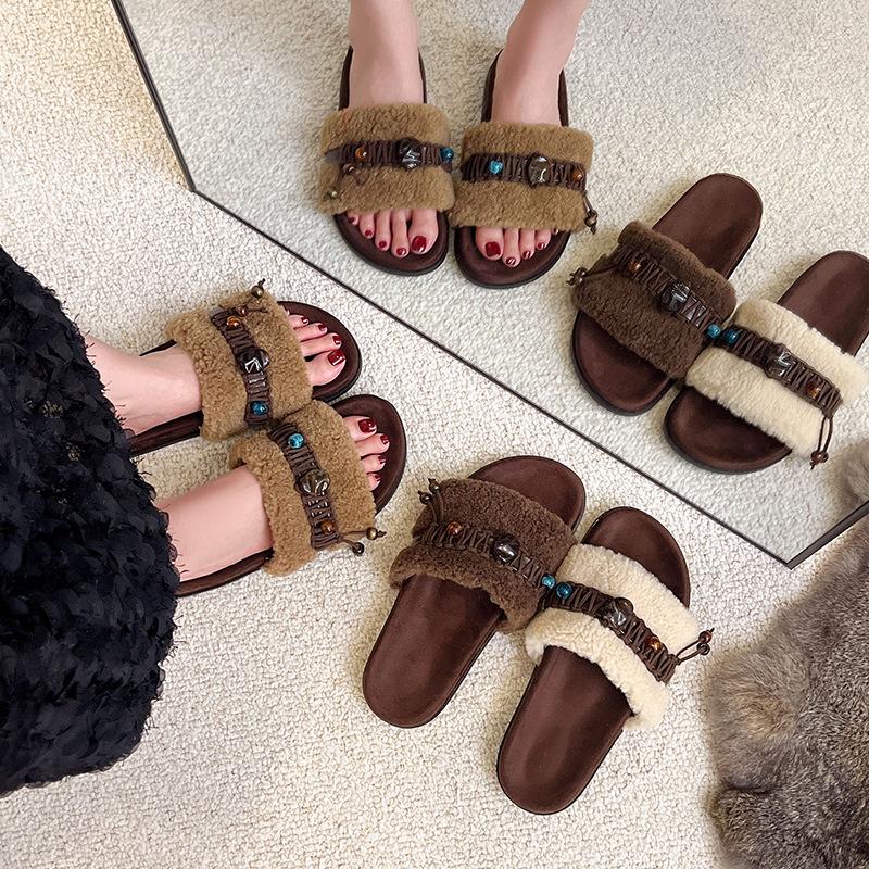 Niche Design Thick-bottomed Cotton Slippers Women's Outer Wear 2025 Autumn and Winter New Retro French Woven Plush Mop