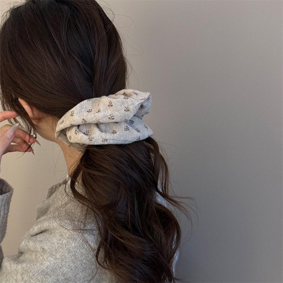 Korean Floral Knitted Scrunchies Women Girls Elastic Hair Band Accessories Tie Hair Ring Rope Headwear Headdress Ponytail Holder