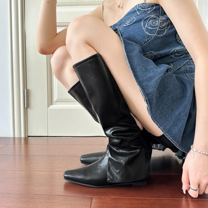 

Женские демисезонные сапоги-трубы молочного цвета с квадратным носком и скрытой платформой, новые осенне-зимние сапоги, универсальные сапоги из тонкой маслянистой кожи для женщин 39