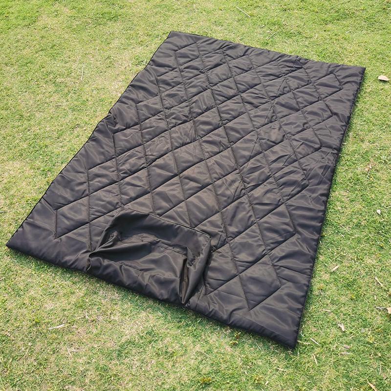 OEING Outdoor Multi-functional Quilted Camping Blanket