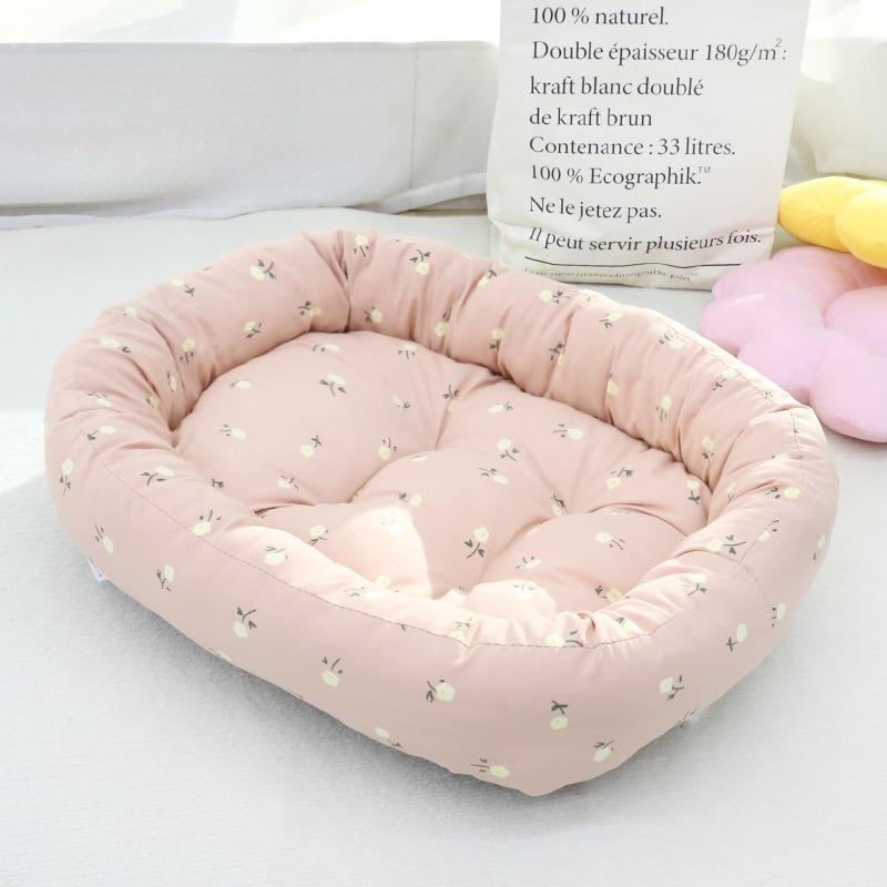 Four Season Universal Floral Cat Nest Quilted Doghouse Comfortable Breathable Oval Integrated Thick Pet Mat Suitable for Small Medium-sized Dogs Cats