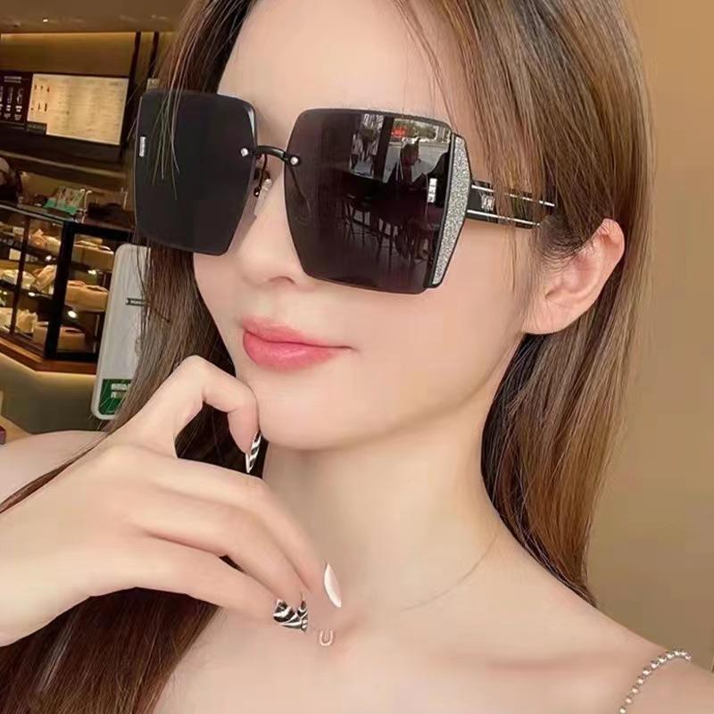 Fashion Square Women Shades Glasses Gradient Color Lens Oversize Sunglasses For Female Outdoor Anti UV Large Frame Eyewear