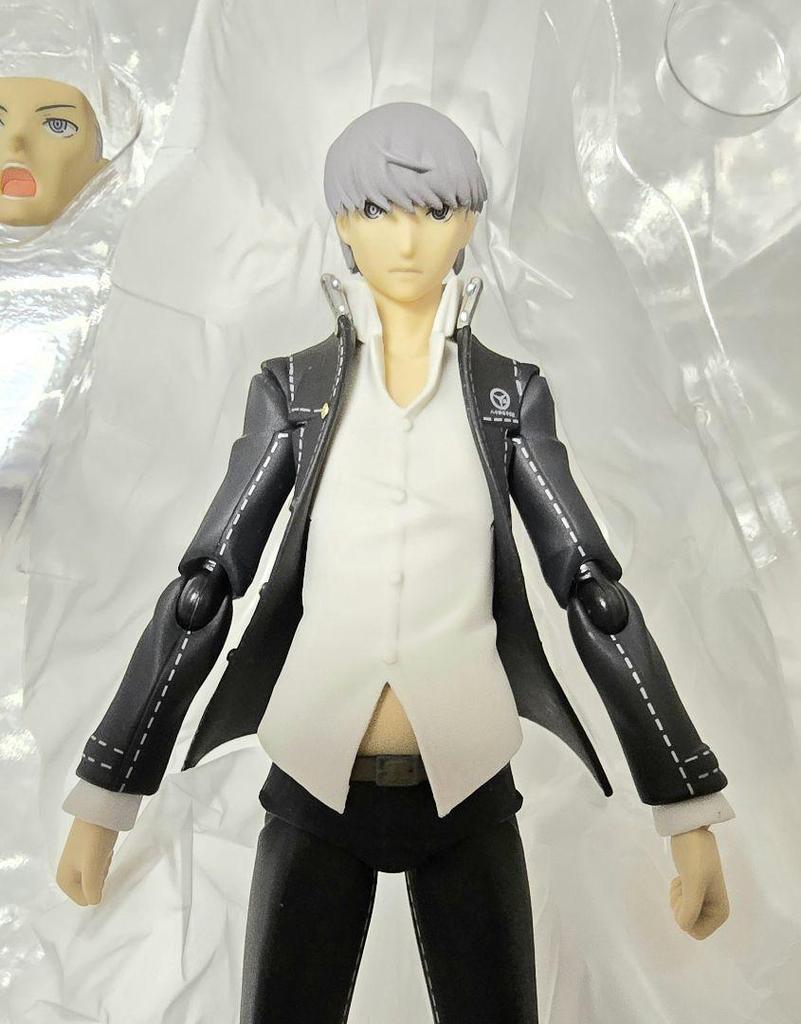 [USED] figma Protagonist (Narukami Yu) with bonus item Persona 4