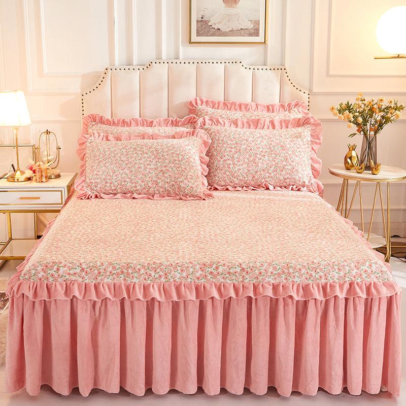 3 stücke Kleine Blumenmuster Plüsch Bett Rock Winter Dicke Volant Rand Tagesdecke Matratze Schutzhülle Anti Slip Bettlaken
