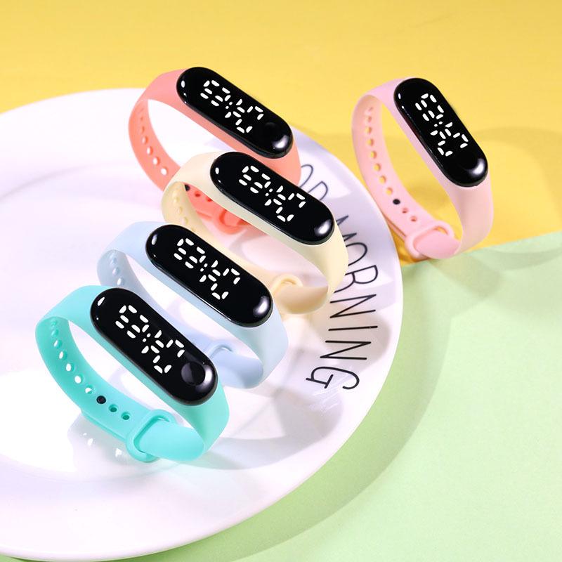 Waterproof White Light LED Sports Watch for Primary & Middle School Students