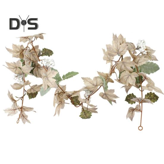 Autumn White Maple Vine Easy Care Harvest Decor Unique Design Rattan for Thanksgiving Halloween Accessories