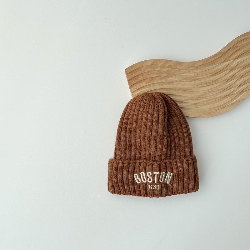 Winter Children's Knitted Hat, Retro Letter Embroidered Woolen Hat