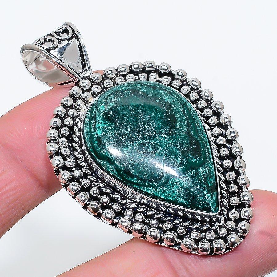 

Malachite Gemstone Handmade Ethnic Jewelry Pendant 2.36 SR-10546