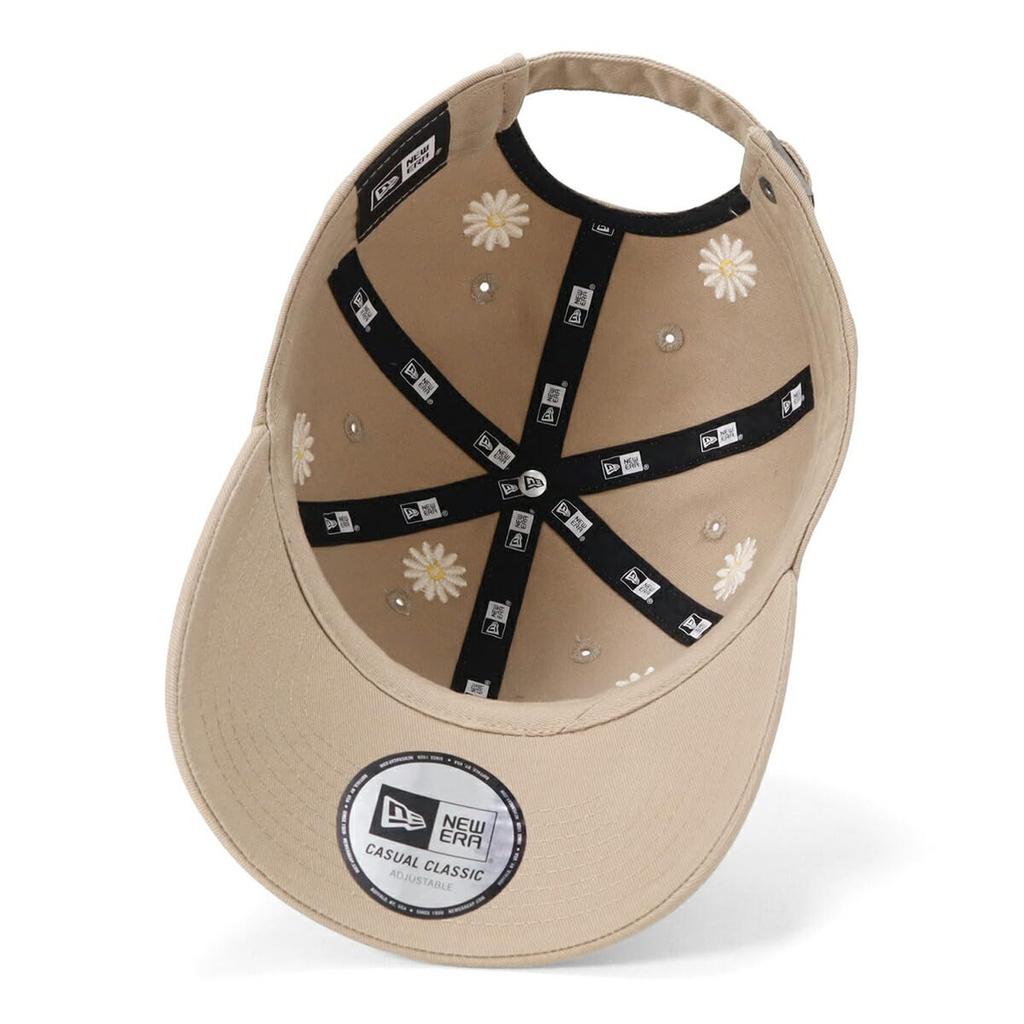 New Era Casual Classic Cap 15196123 NER36C6562 A New Era cap featuring a floral a collaboration with Stylish and fashionable streetwear Perfect for