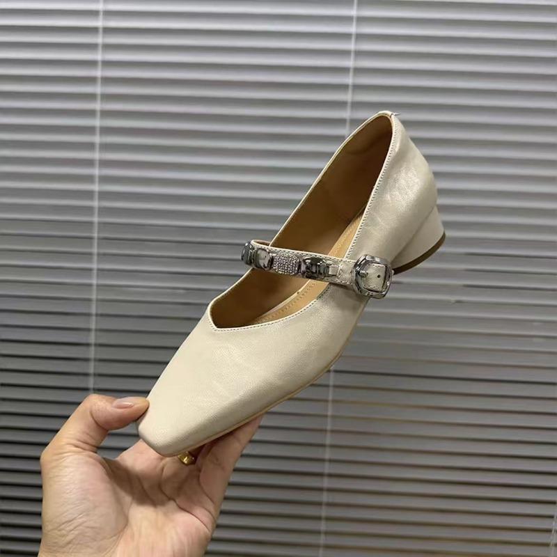 Fashion New fashion and comfortable Roman style retro style small skirt advanced sexy design beautiful outdoor ladies high heels