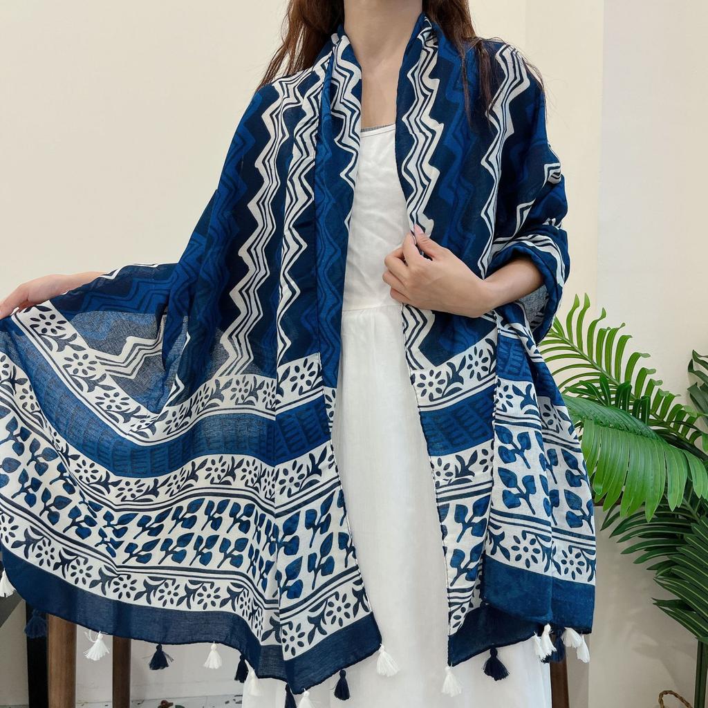 Breathable Lovely Floral Polyester Soft Scarf Boho Chic Tassel Shawl Women Perfect for Travel & Casual Muslim Hijab 180*90Cm