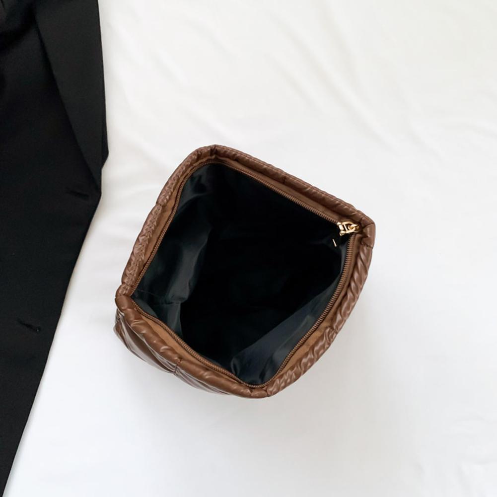 Women Cosmetic Bag Padded Quilted Makeup Storage Bag Large Capacity Makeup Organizer Bag Solid Color Travel Cosmetic Bag