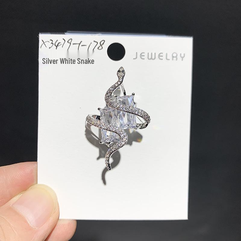 Bo Xin Yun Zodiac Snake Unisex Brooch