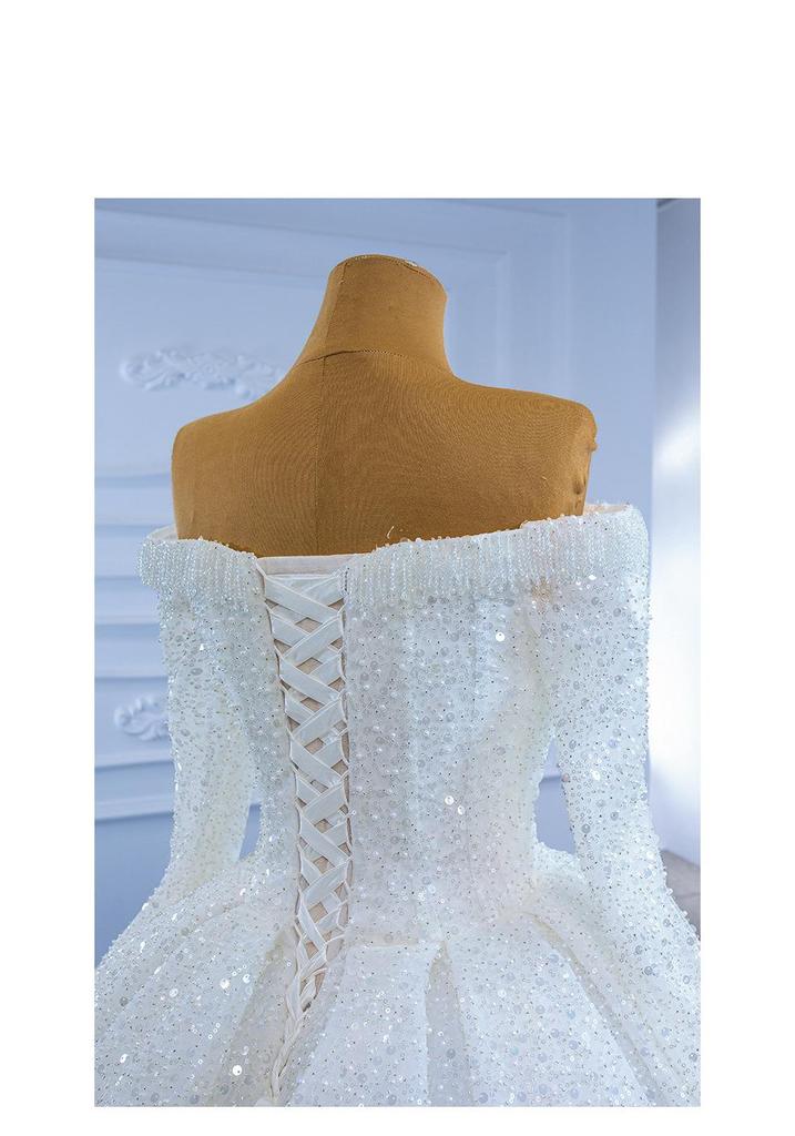 2026 French Wedding Dress: Retro One-Shoulder Long Sleeve with Heavy Beading and Long Train.