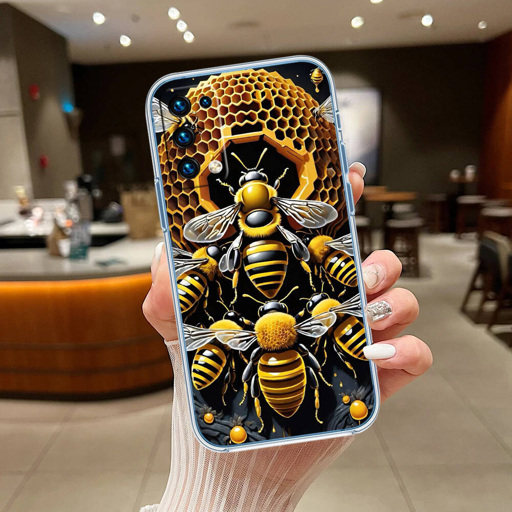 Art Bees Cartoon Phone Case for Motorola G14 G15 G24 G30 G31 G32 G34 G41 G42 G51 G52 G50 G60S G60 G62 G72 G71 G73 G84 G85 G200 E32