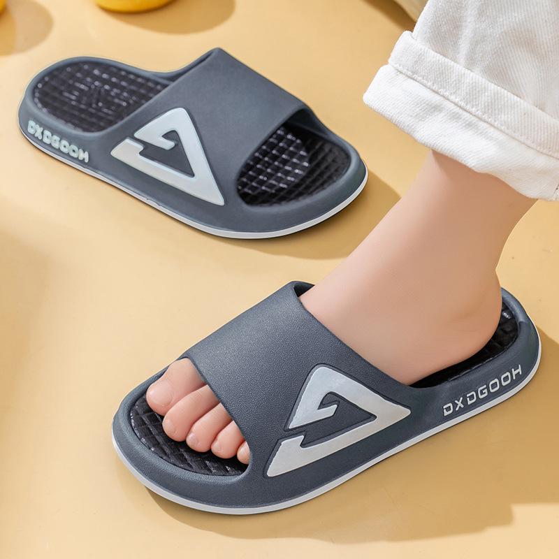 Non-Slip Trendy Summer Slippers for Big Kids and Boys – Indoor/Outdoor Use