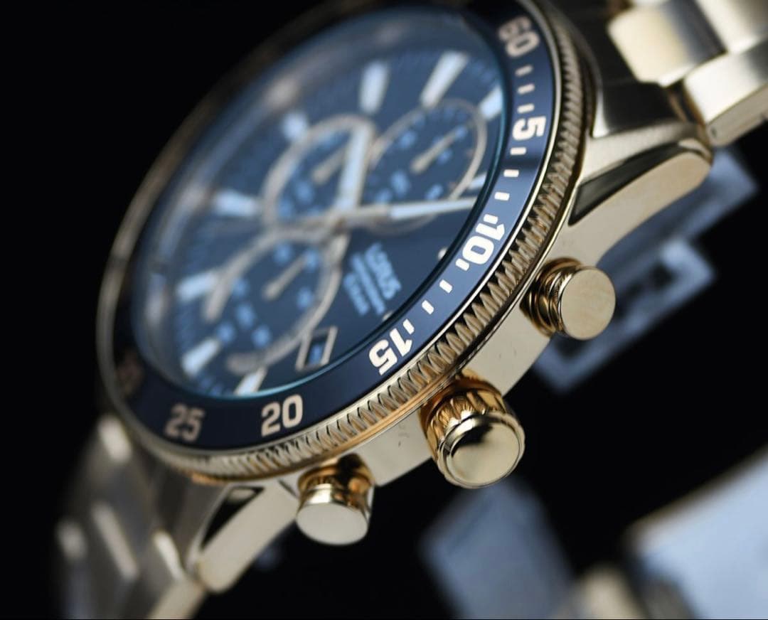 SEIKO LORUS Chronograph Wristwatch Gold/Black