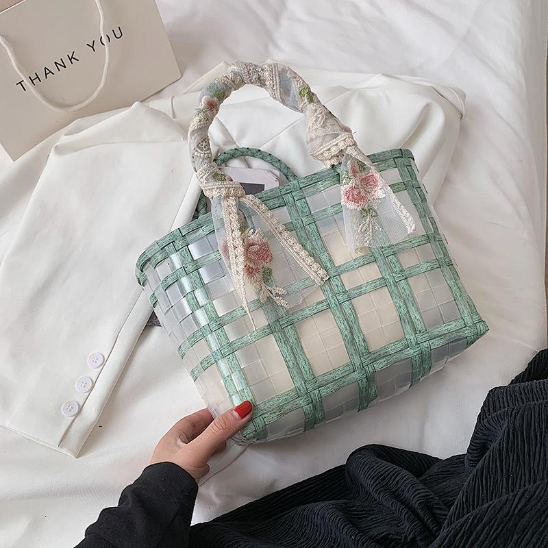 Simple Design Straw Bags for Women Artisanal Bohemian Style Beach Summer Fashion Package Bucket Tote Bags
