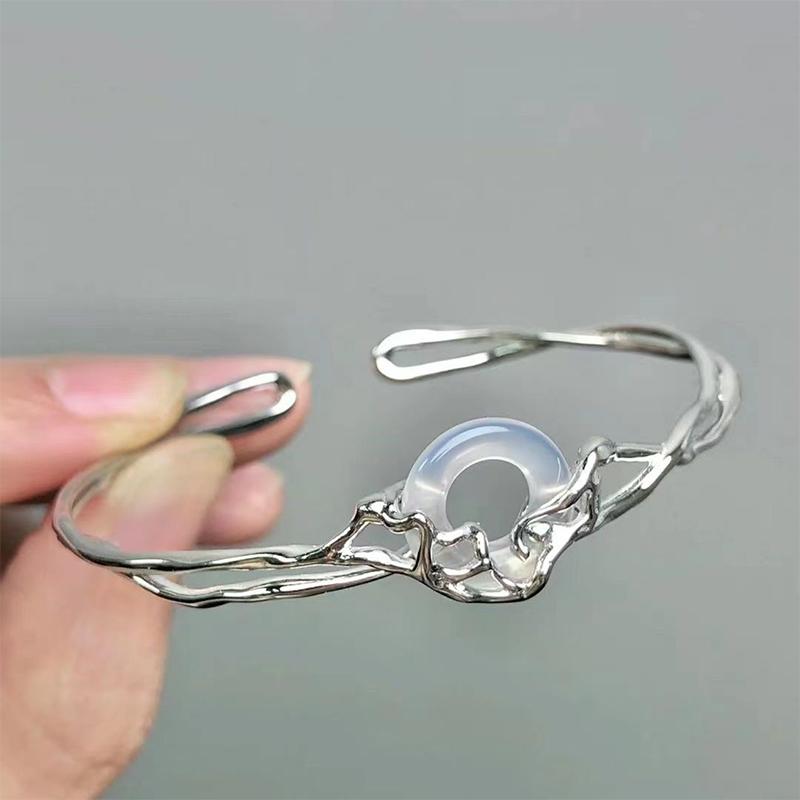 Chinese Style Vintage Hollow Out Round Jade Light Luxury Small Temperament Bracelet For Women Open Adjustable Elegant Bangle