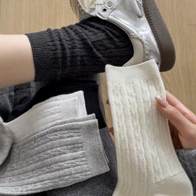 Gedrehte Socken, Damen-Mittelwadensocken, Herbst- und Wintertrend, Retro-Sport-Frottee-Langsocken aus reiner Baumwolle