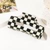 1/4Pcs Women Hair Claws Strong Fixation Plaid Pattern Design Hair Clips Versatile Lattice Hair Accessories