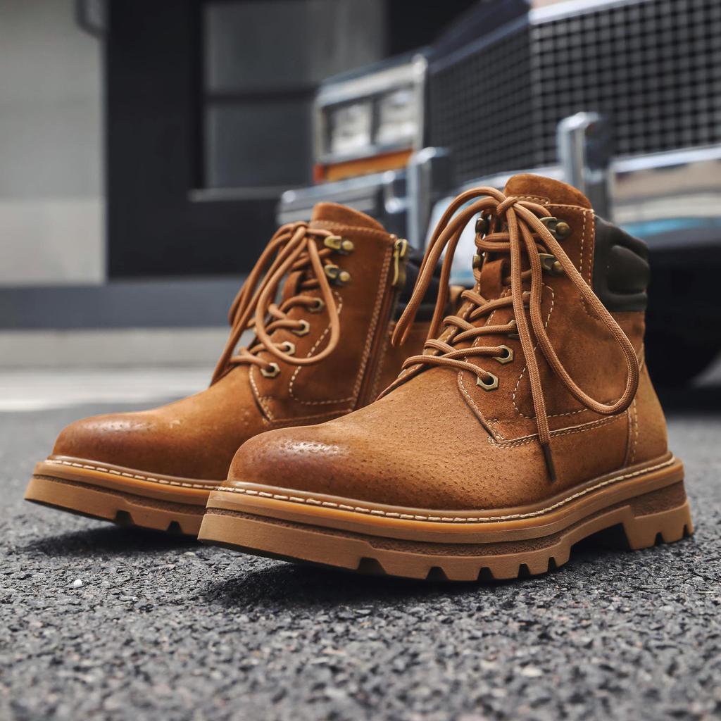 2024 Men's Genuine Leather Martin Boots: Breathable Autumn Workwear & Motorcycle Footwear for Mountaineering