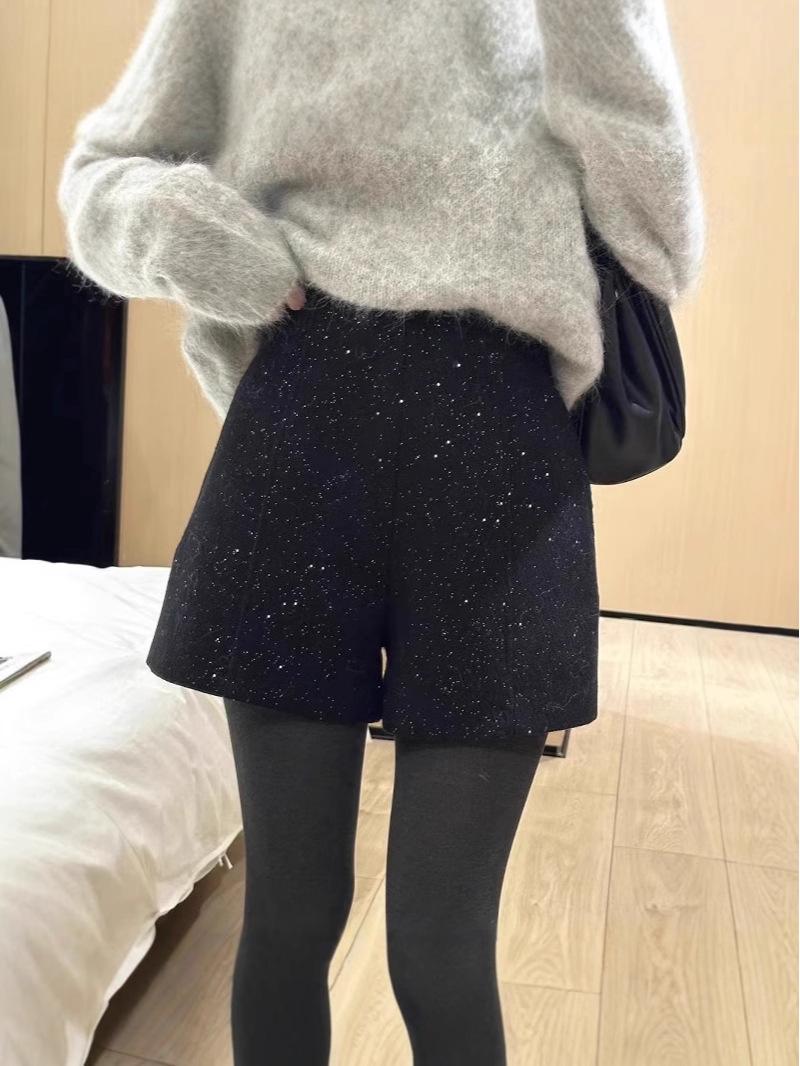 

2024 Women s High Waist Woolen A-Line Shiny Winter Shorts Extra Small чёрный
